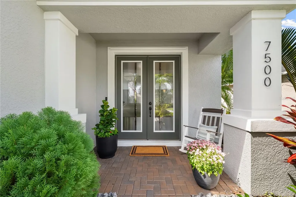 7500 Aguila Drive Sarasota FL 34240
