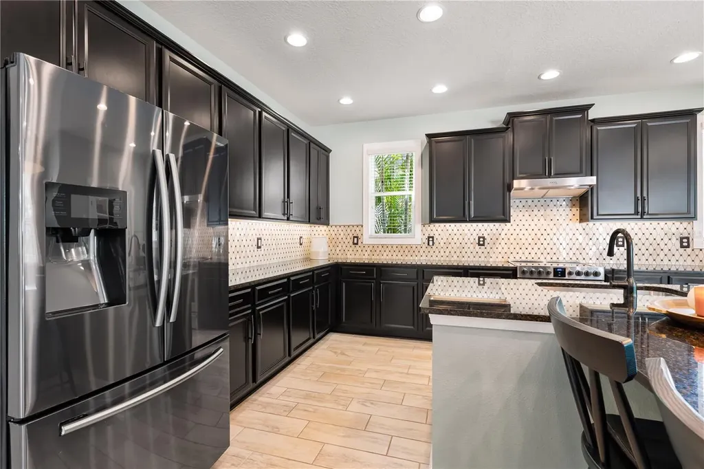 7500 Aguila Drive Sarasota FL 34240