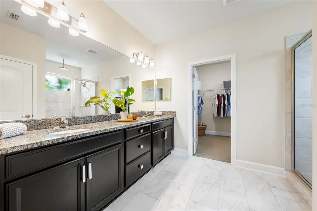 7500 Aguila Drive Sarasota FL 34240