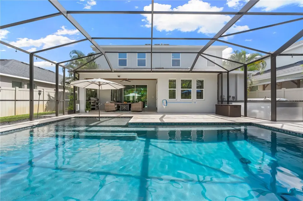 7500 Aguila Drive Sarasota FL 34240