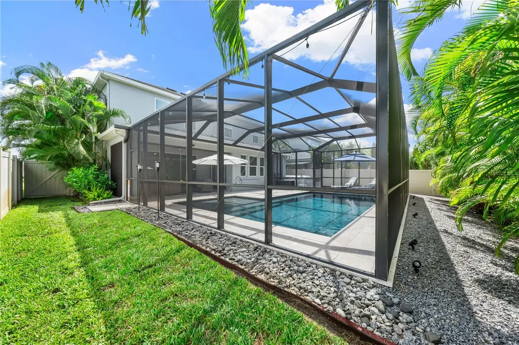 7500 Aguila Drive Sarasota FL 34240