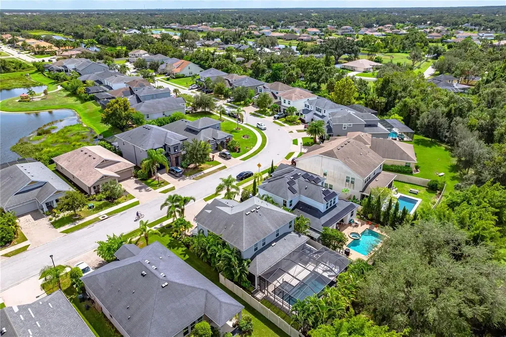 7500 Aguila Drive Sarasota FL 34240