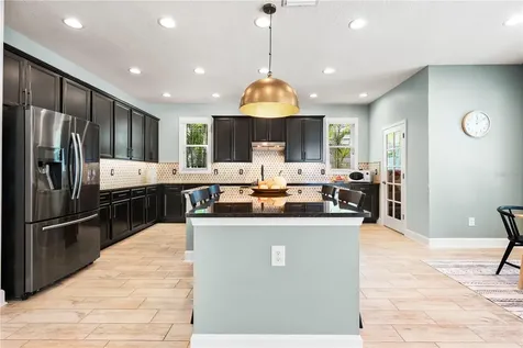 7500 Aguila Drive Sarasota FL 34240
