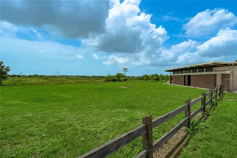 7500 Aguila Drive Sarasota FL 34240