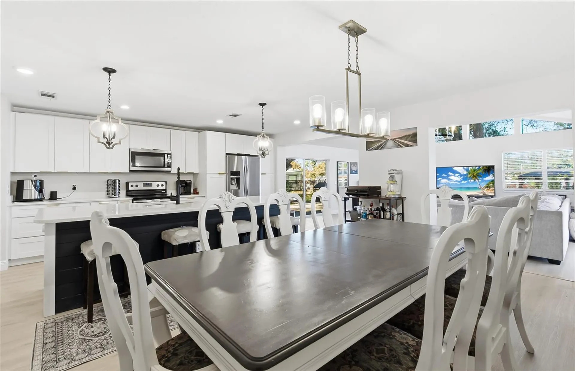 404 King Louis Court Seffner FL 33584