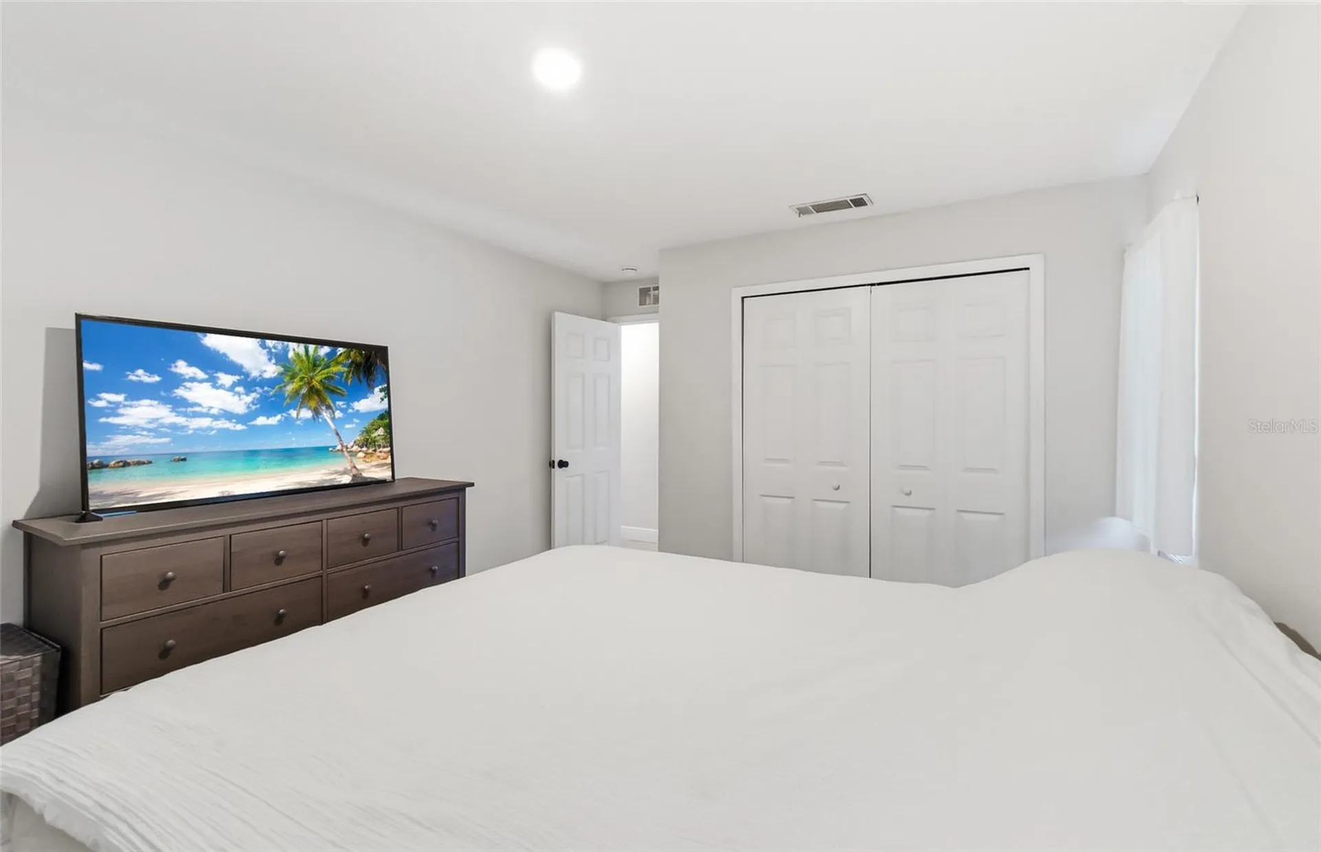 404 King Louis Court Seffner FL 33584