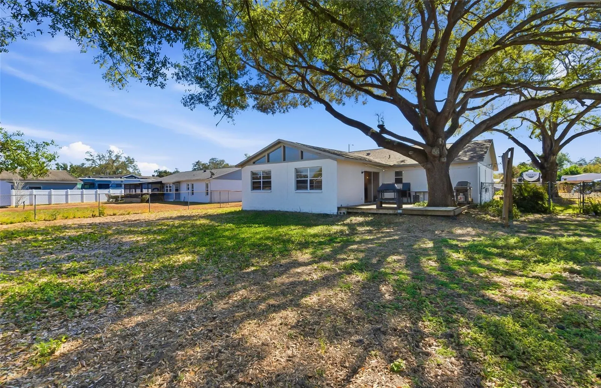 404 King Louis Court Seffner FL 33584