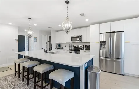 404 King Louis Court Seffner FL 33584