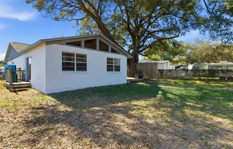 404 King Louis Court Seffner FL 33584