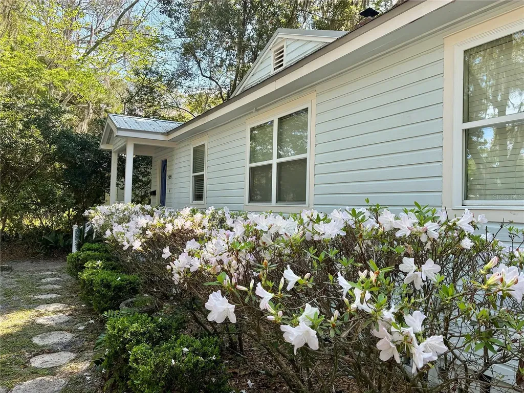 929 NE 7th Avenue Gainesville FL 32601