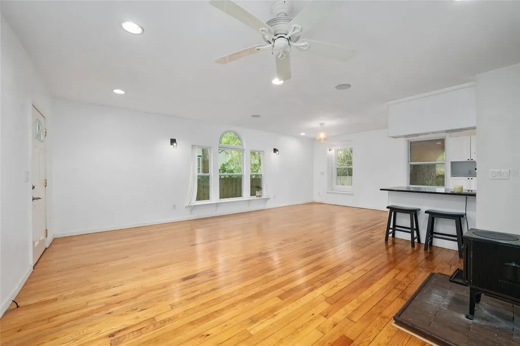 929 NE 7th Avenue Gainesville FL 32601