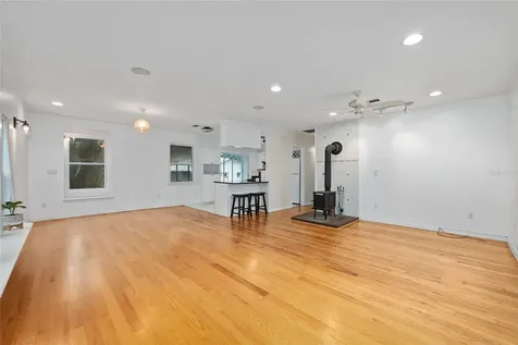 929 NE 7th Avenue Gainesville FL 32601
