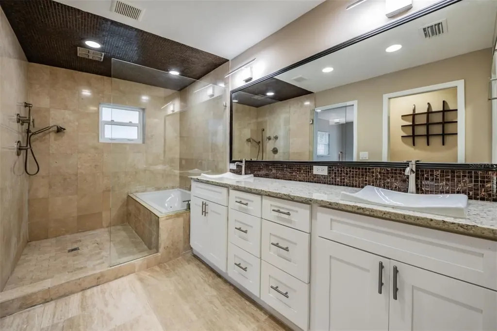 4909 W Dryad Street Tampa FL 33629