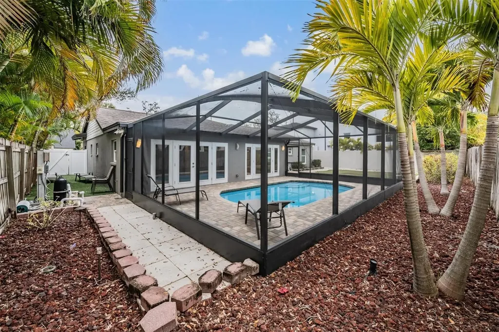 4909 W Dryad Street Tampa FL 33629