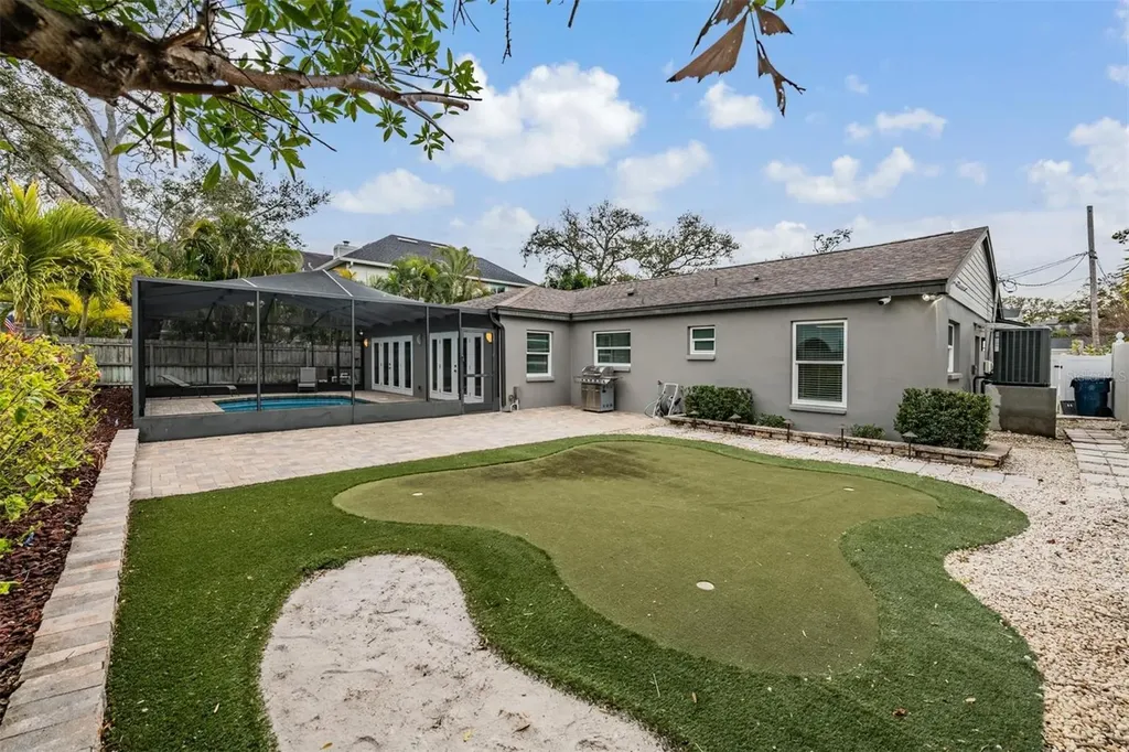 4909 W Dryad Street Tampa FL 33629