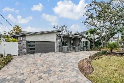 4909 W Dryad Street Tampa FL 33629