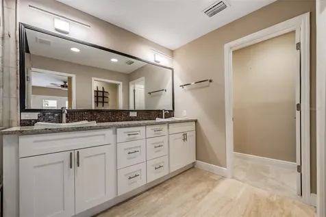 4909 W Dryad Street Tampa FL 33629