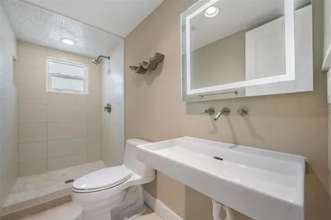 4909 W Dryad Street Tampa FL 33629