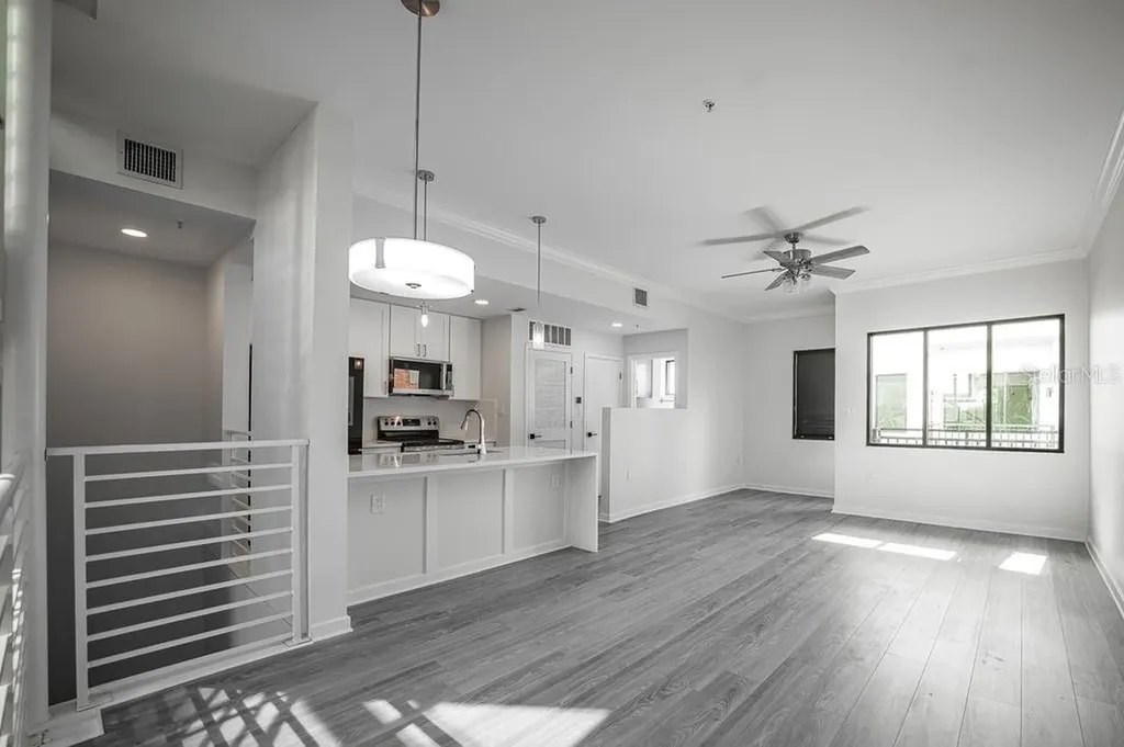 460 E Jackson Street Orlando FL 32801