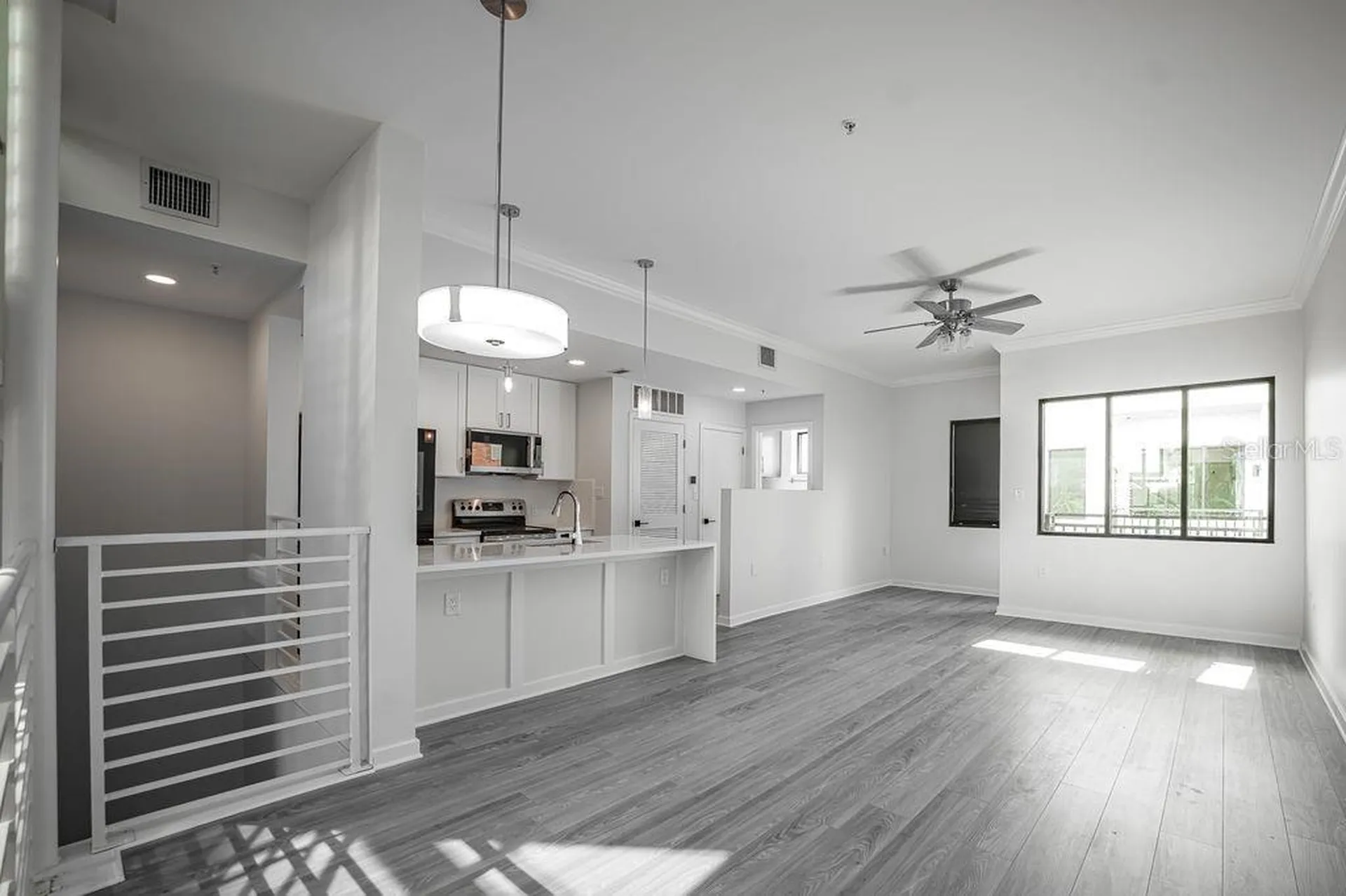 460 E Jackson Street Orlando FL 32801