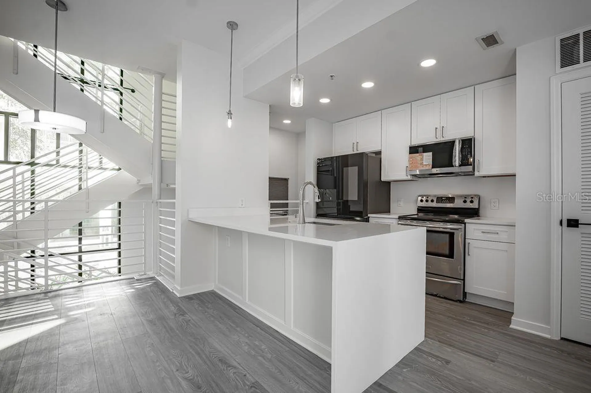 460 E Jackson Street Orlando FL 32801