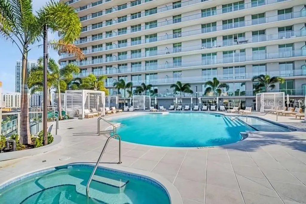 400 Central Avenue St Petersburg FL 33701