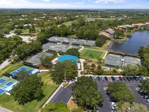 6427 Berkshire Place University Park FL 34201