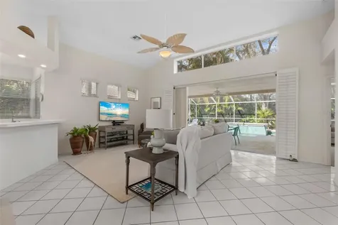 6427 Berkshire Place University Park FL 34201