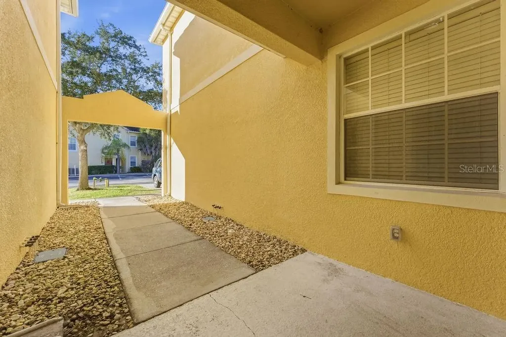 2795 Oakwater Drive Kissimmee FL 34747