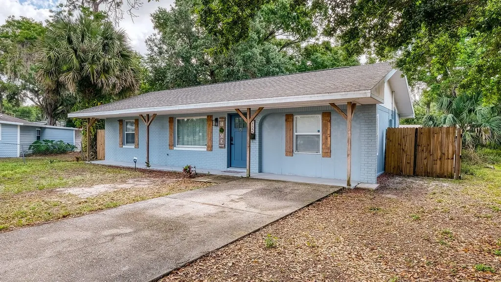 2122 Lake Boulevard Winter Haven FL 33881