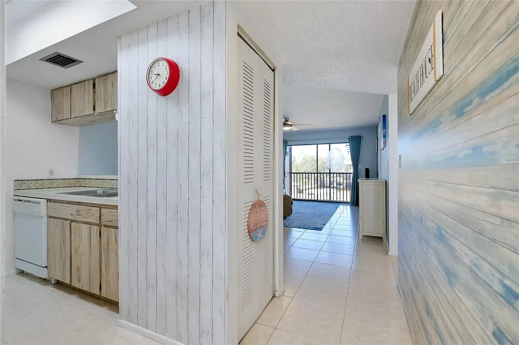 1999 Kings Highway Punta Gorda FL 33980
