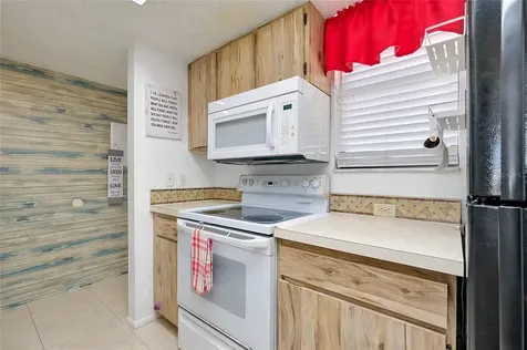 1999 Kings Highway Punta Gorda FL 33980