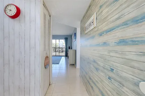 1999 Kings Highway Punta Gorda FL 33980
