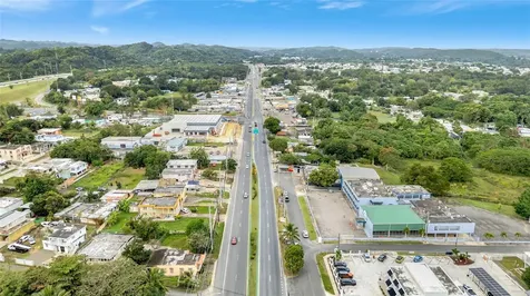 Carr #2 5 Locales Comerciales Bo. Algarrobo Vega Baja PR 00693