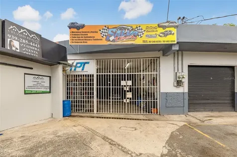 Carr #2 5 Locales Comerciales Bo. Algarrobo Vega Baja PR 00693