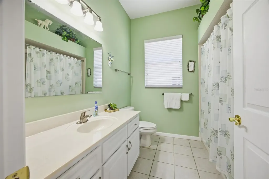 5600 NW 27th Place Ocala FL 34482