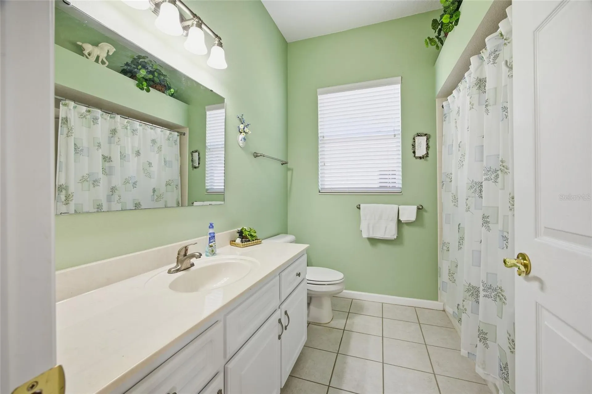 5600 NW 27th Place Ocala FL 34482