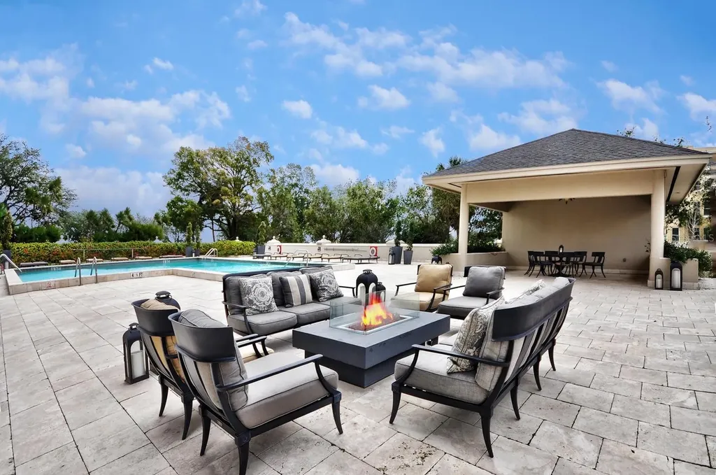 3301 Bayshore Boulevard Tampa FL 33629