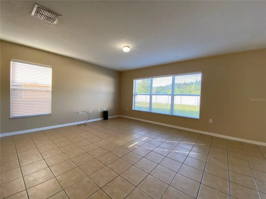 4678 Ross Lanier Lane Kissimmee FL 34758