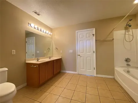 4678 Ross Lanier Lane Kissimmee FL 34758