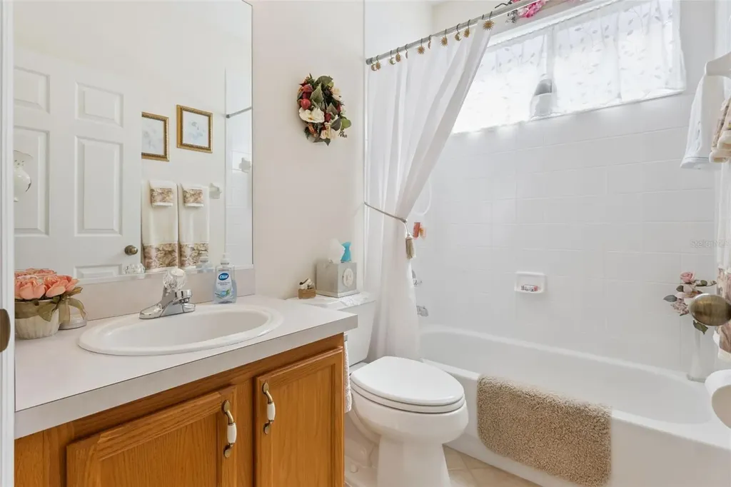 25239 Cranes Roost Circle Leesburg FL 34748