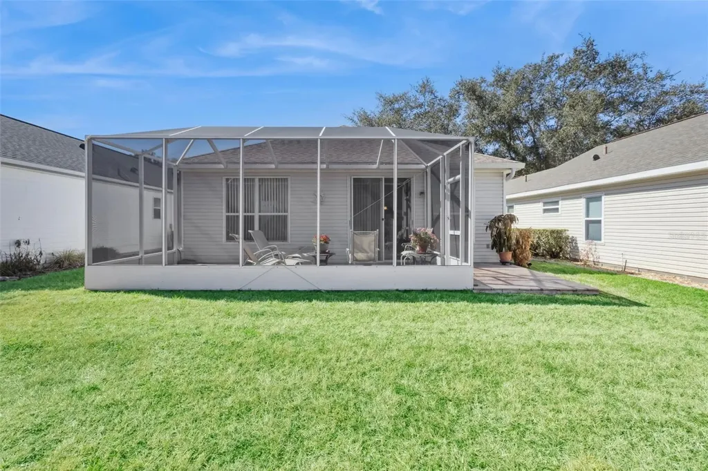 25239 Cranes Roost Circle Leesburg FL 34748