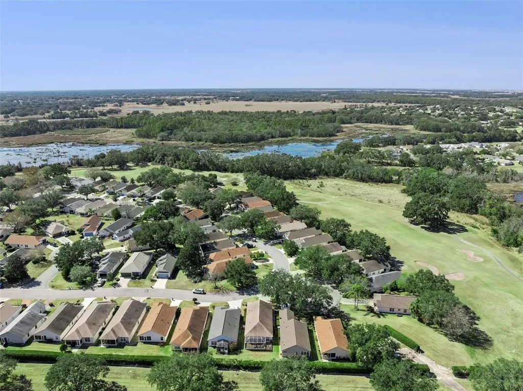 25239 Cranes Roost Circle Leesburg FL 34748