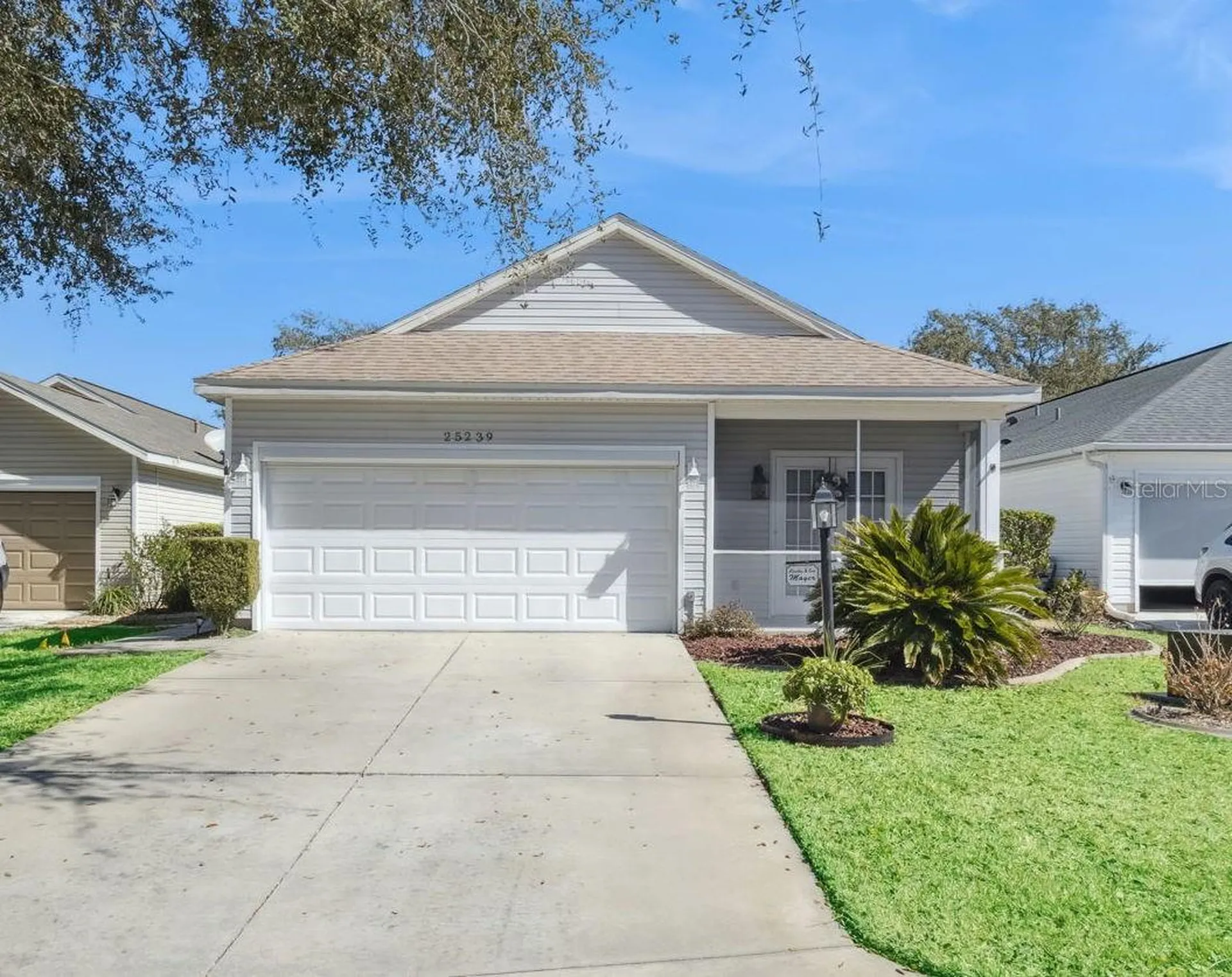 25239 Cranes Roost Circle Leesburg FL 34748