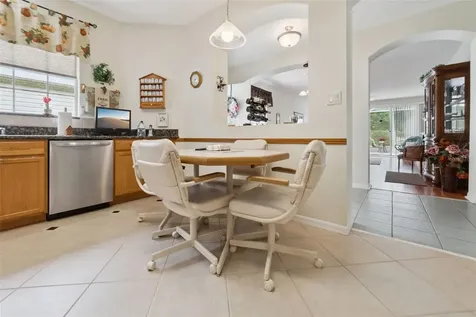 25239 Cranes Roost Circle Leesburg FL 34748