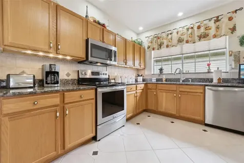 25239 Cranes Roost Circle Leesburg FL 34748