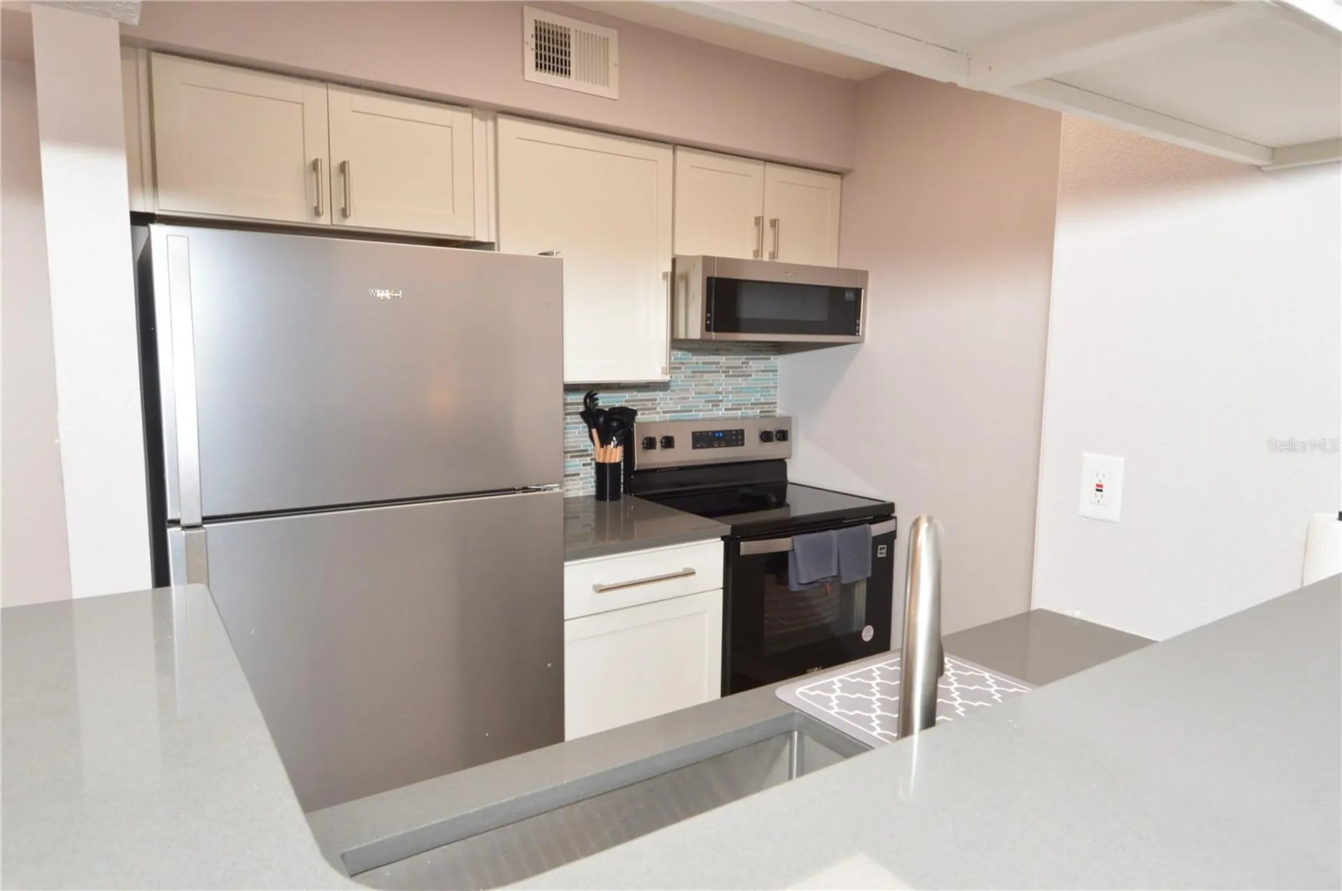 8653 Fancy Finch Drive Tampa FL 33614