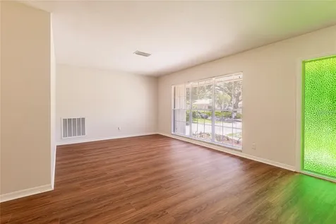 514 Crestover Drive Temple Terrace FL 33617