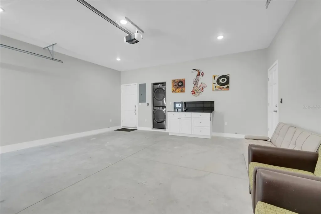 223 N Peninsula Drive Daytona Beach FL 32118