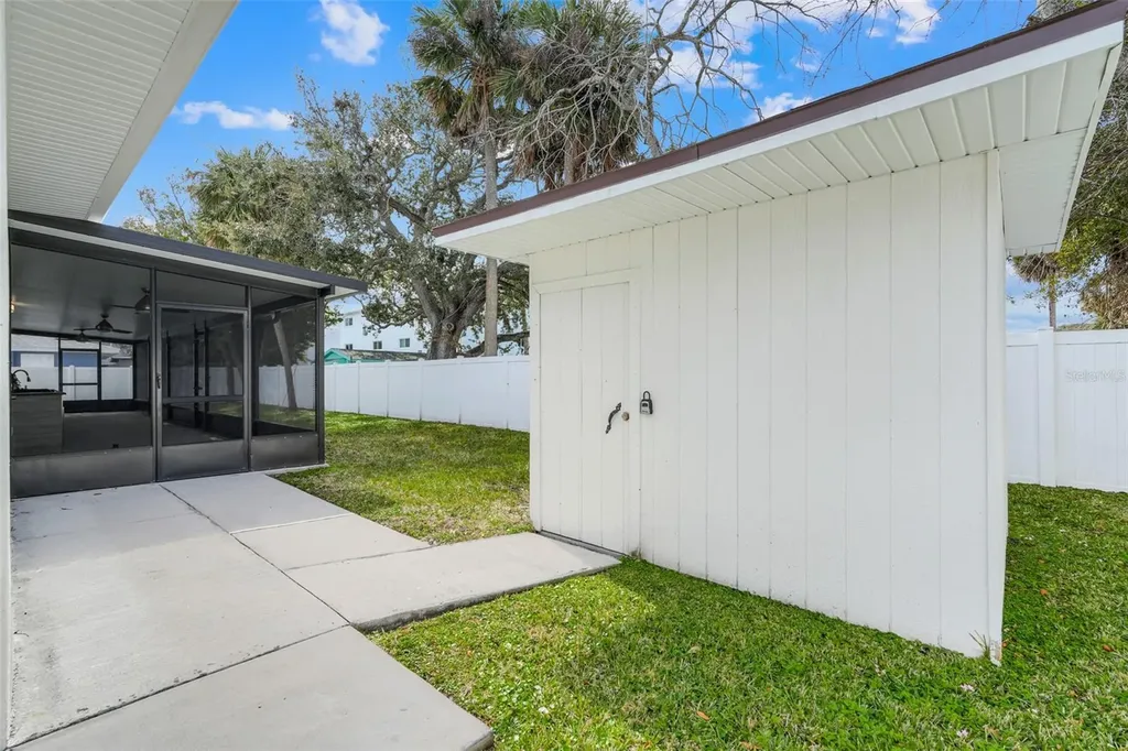 223 N Peninsula Drive Daytona Beach FL 32118